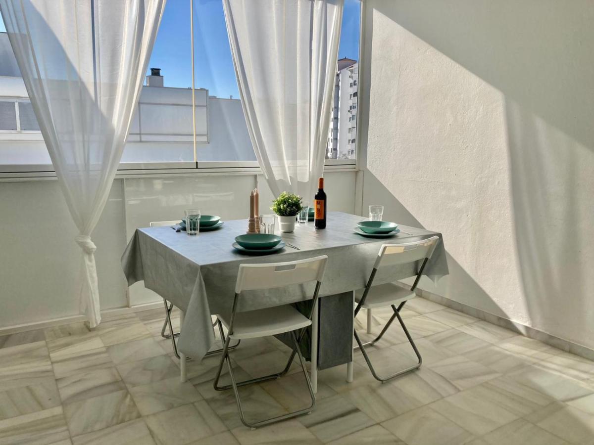 Appartement Atico Valdelagrana Playa - Aire Acondicionado Y Piscina El Puerto de Santa María