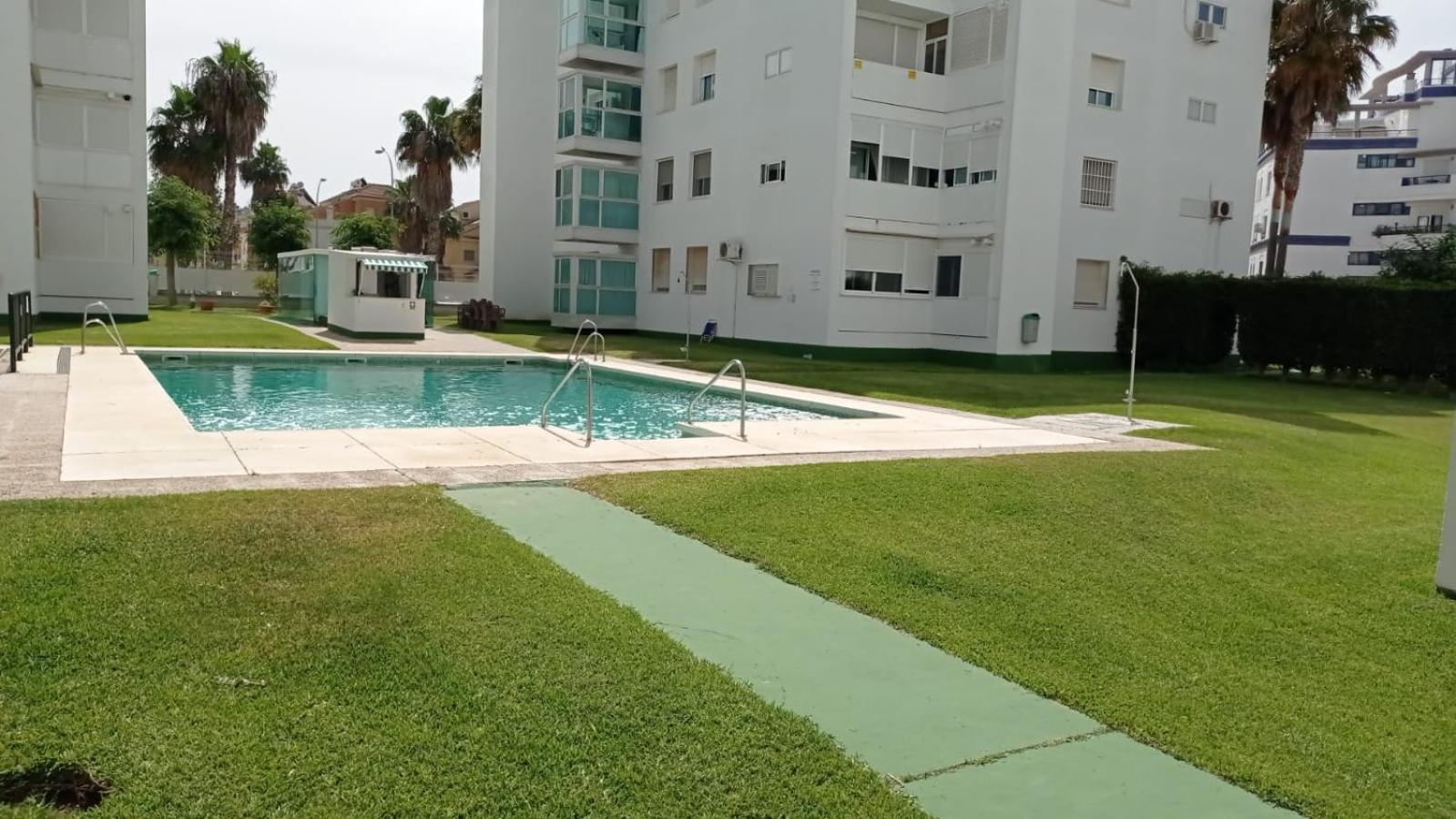Atico Valdelagrana Playa - Aire Acondicionado Y Piscina Appartement *